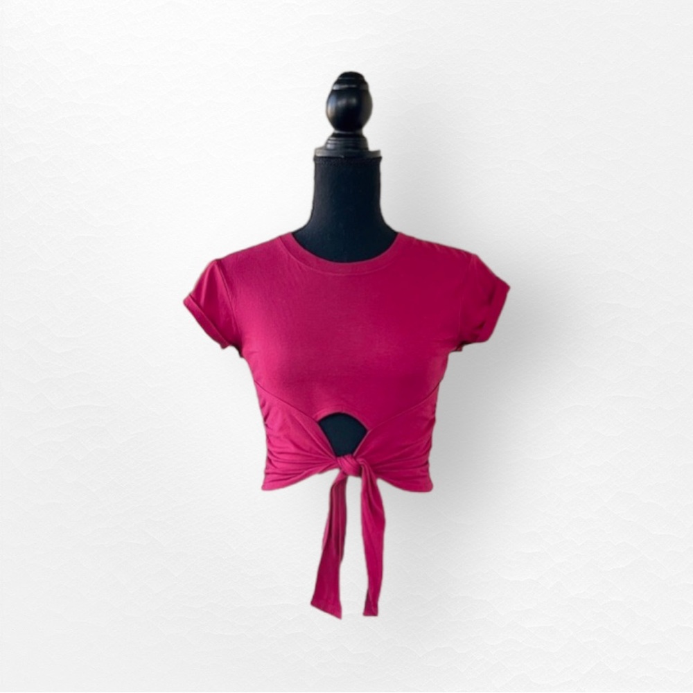 NWT urban Outfitters Keyhole Tie Front Croptop with Cuffed Sleeve in Red